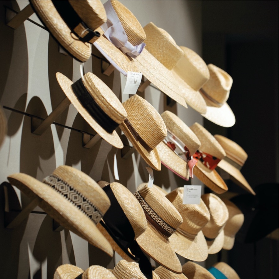 Collection de chapeaux de paille personnalisés